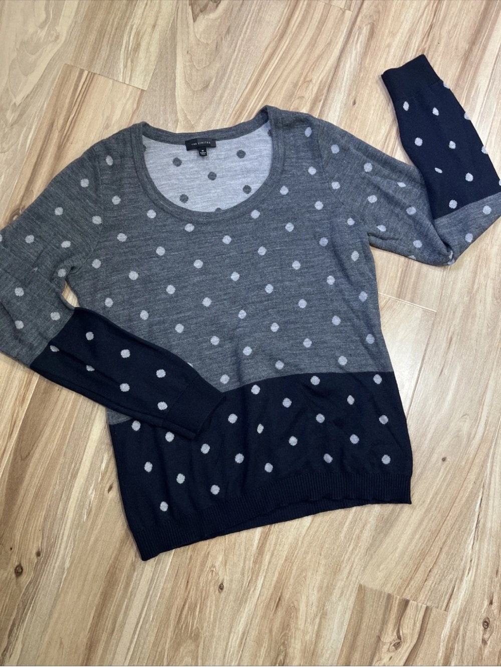 The Limited Gray & Black Polka Dot Scoop Neck Sweater